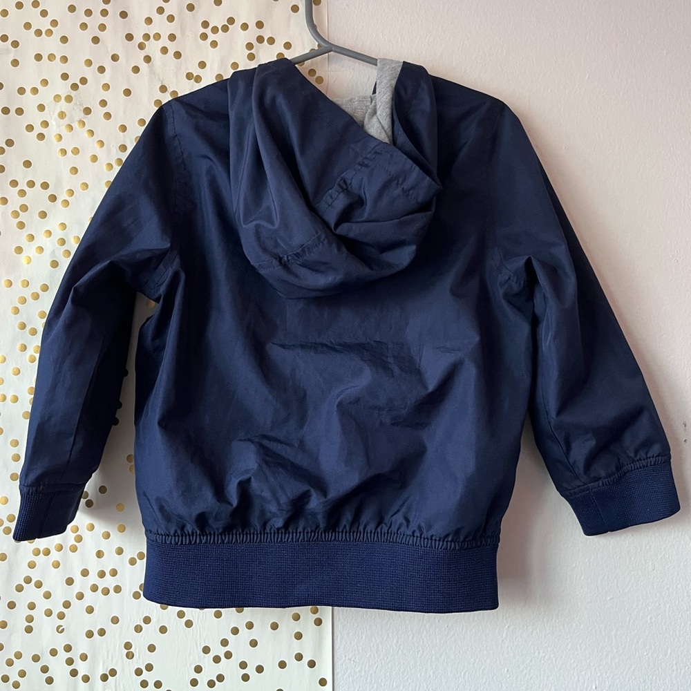 Old Navy Navy Spring/Fall Mid-weight Fleece Lined Nylon Jacket size 3T - Picture 2 of 7